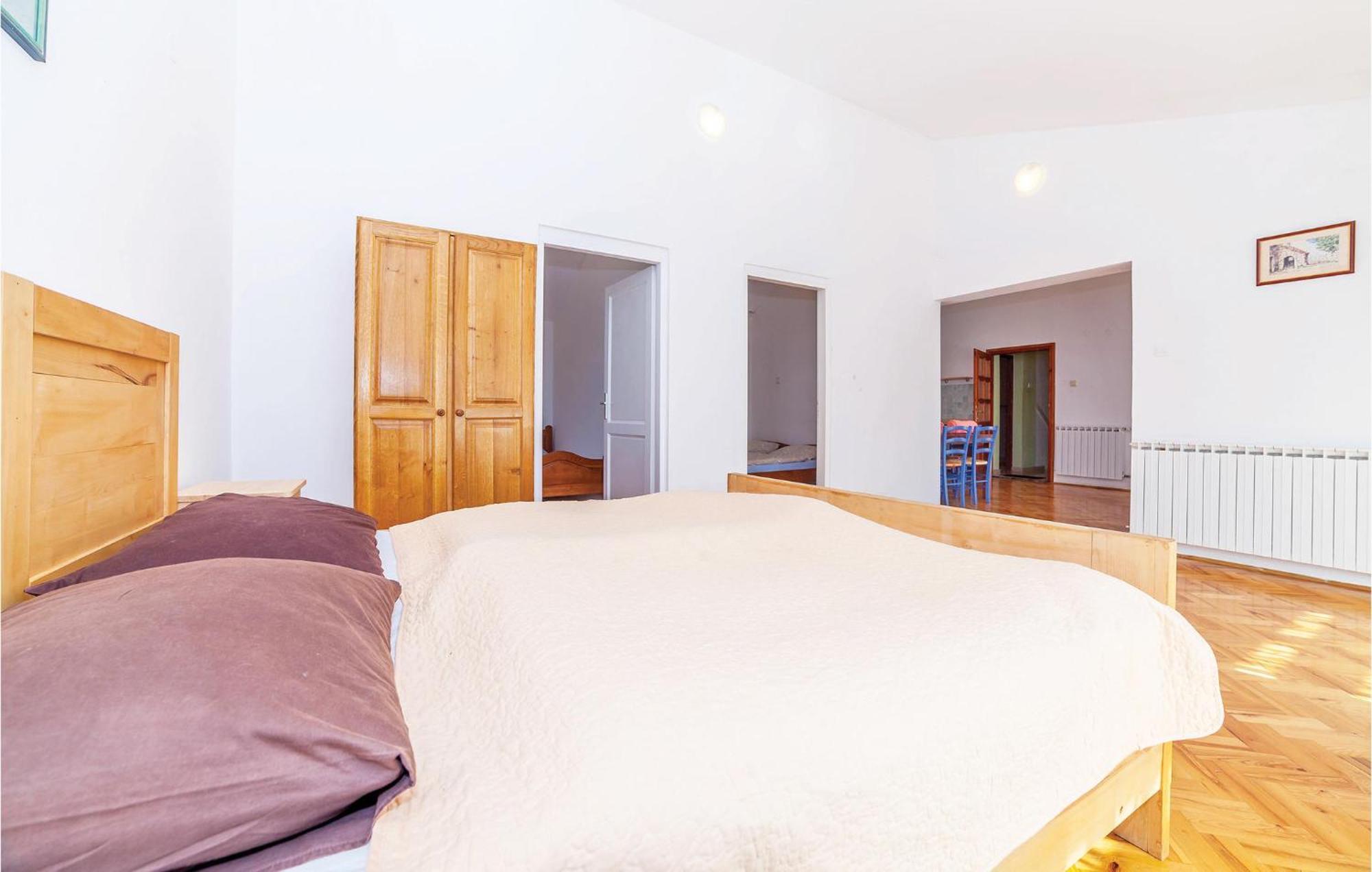 7 Bedroom Pet Friendly Home In Crni Kal Crni Kal  Εξωτερικό φωτογραφία