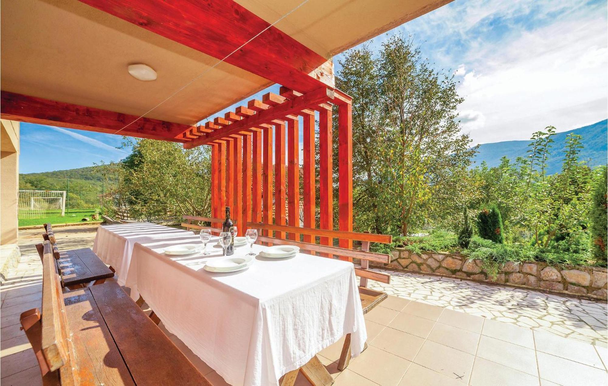 7 Bedroom Pet Friendly Home In Crni Kal Crni Kal  Εξωτερικό φωτογραφία