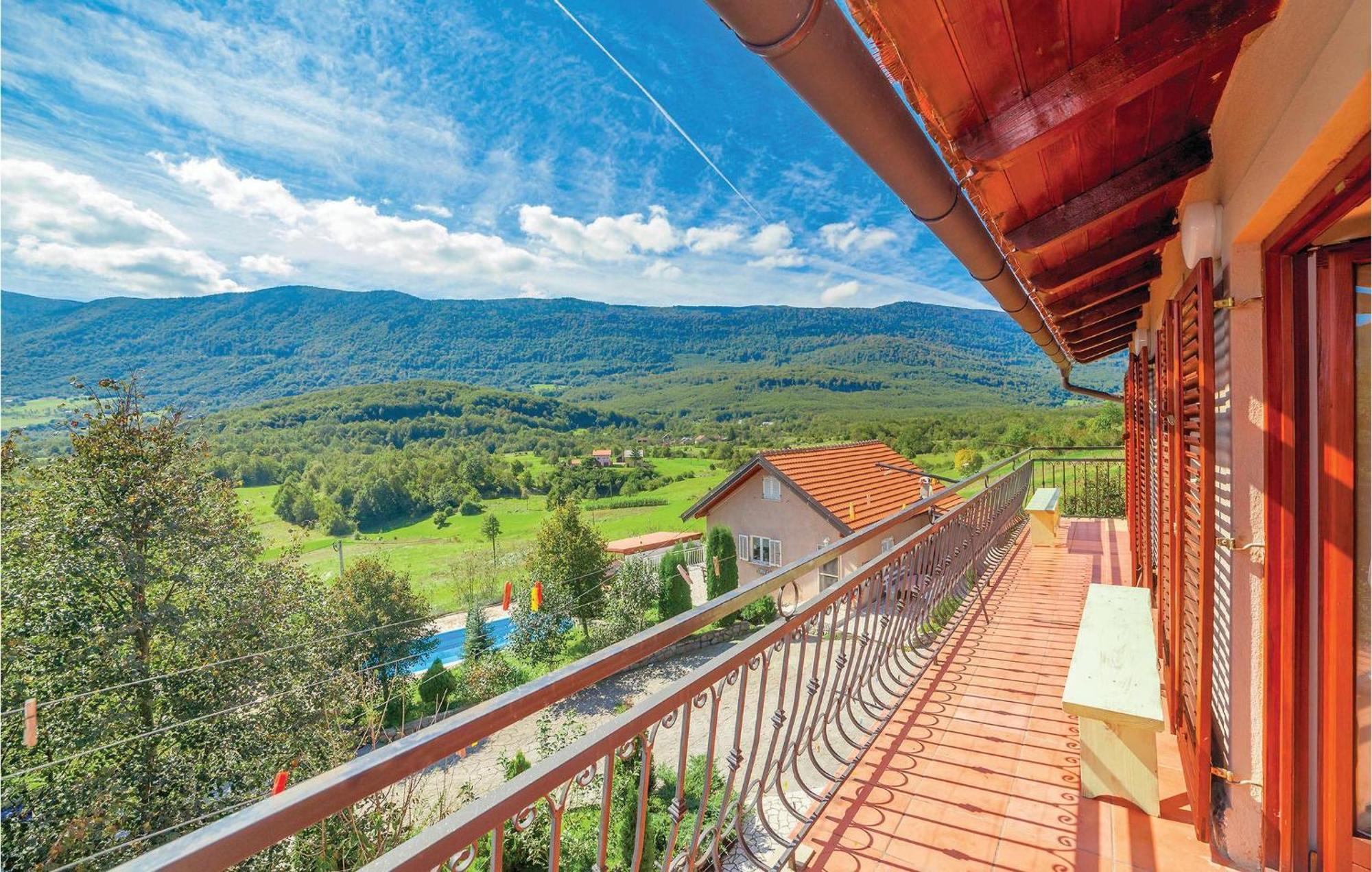 7 Bedroom Pet Friendly Home In Crni Kal Crni Kal  Εξωτερικό φωτογραφία